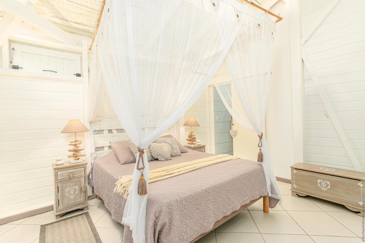 Bungalow Vanille Pacane - Vue Mer Avec Spa Prive Les Trois-Ilets Εξωτερικό φωτογραφία