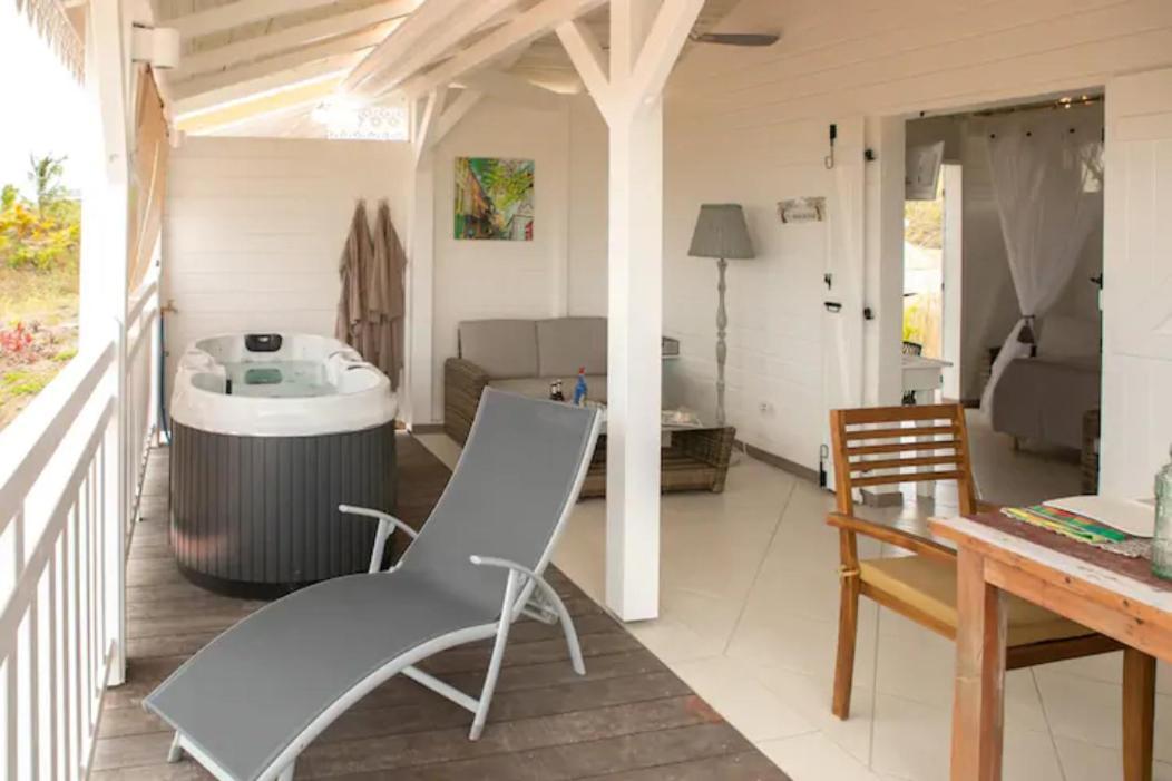 Bungalow Vanille Pacane - Vue Mer Avec Spa Prive Les Trois-Ilets Εξωτερικό φωτογραφία